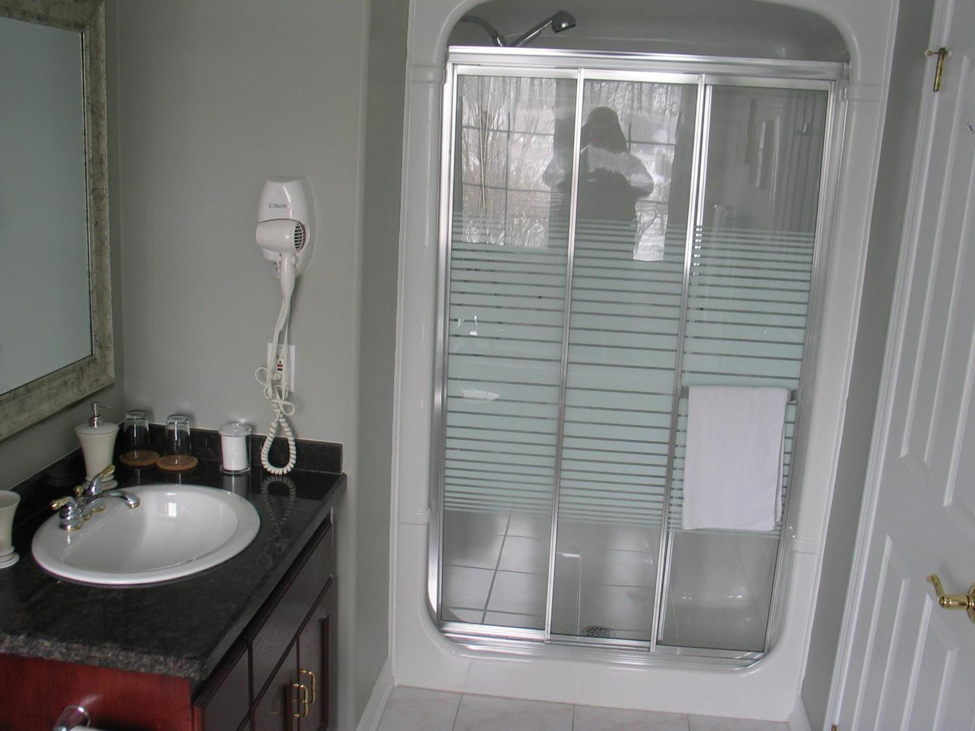 Arnica Bed & Breakfast Bed & Breakfast Niagara-on-the-Lake Ruang foto